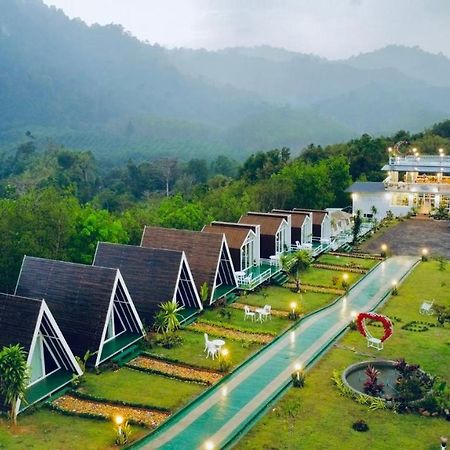 Вилла 99 Camp And Cafe Khao Sok National Park Экстерьер фото